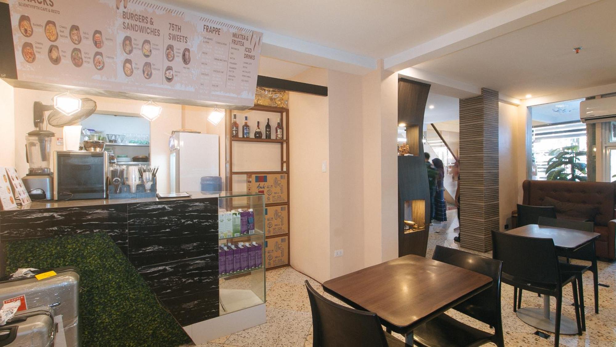 Reddoorz Plus At Seventy Five Inn Near Manila Airport Paranaque City Exterior photo