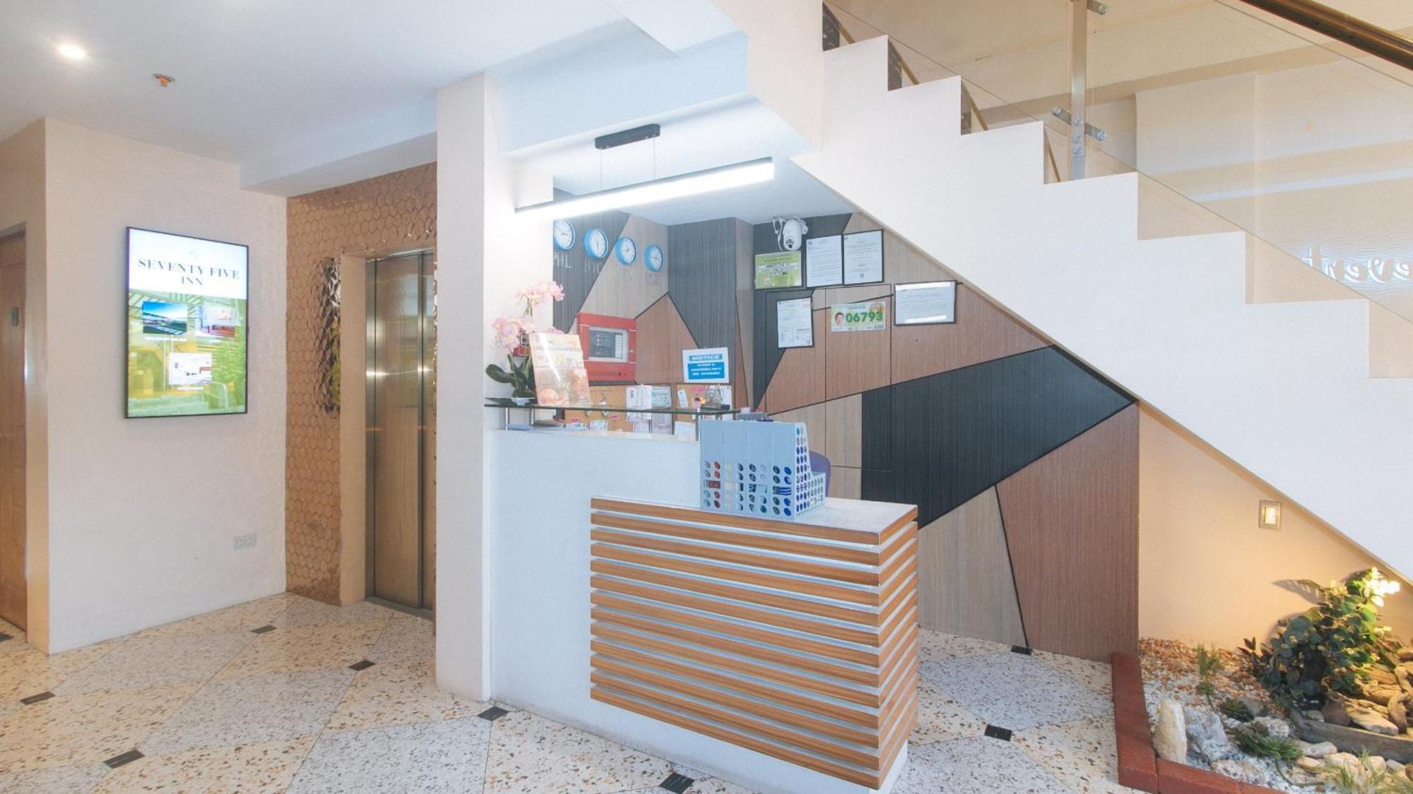 Reddoorz Plus At Seventy Five Inn Near Manila Airport Paranaque City Exterior photo